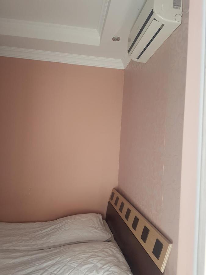 Guest House 2 Floor Batumi Ngoại thất bức ảnh