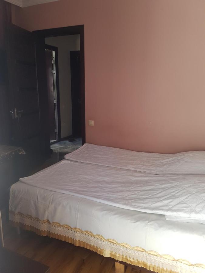 Guest House 2 Floor Batumi Ngoại thất bức ảnh