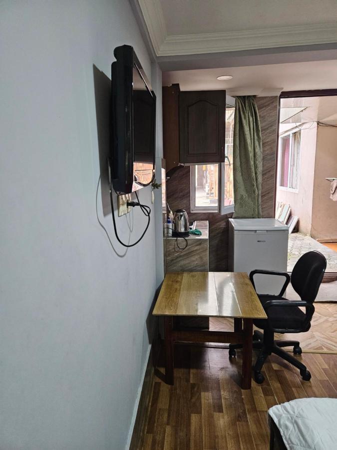 Guest House 2 Floor Batumi Ngoại thất bức ảnh