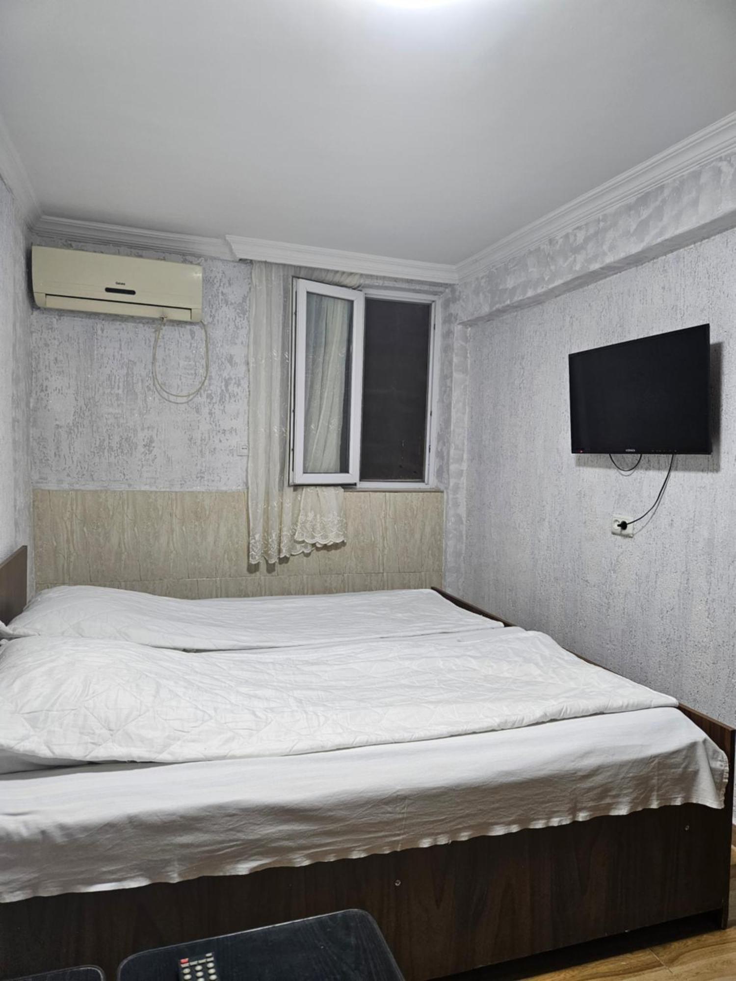Guest House 2 Floor Batumi Ngoại thất bức ảnh
