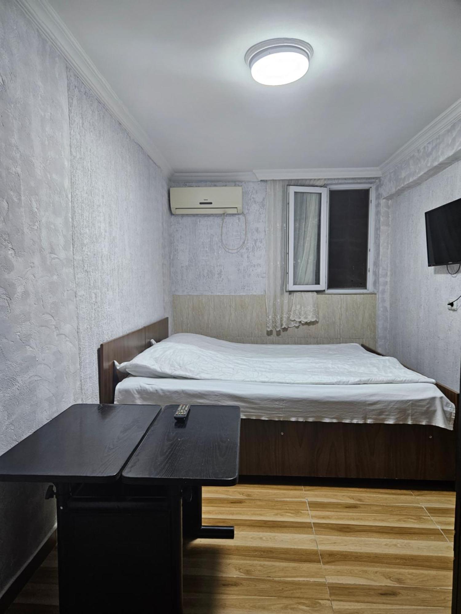Guest House 2 Floor Batumi Ngoại thất bức ảnh