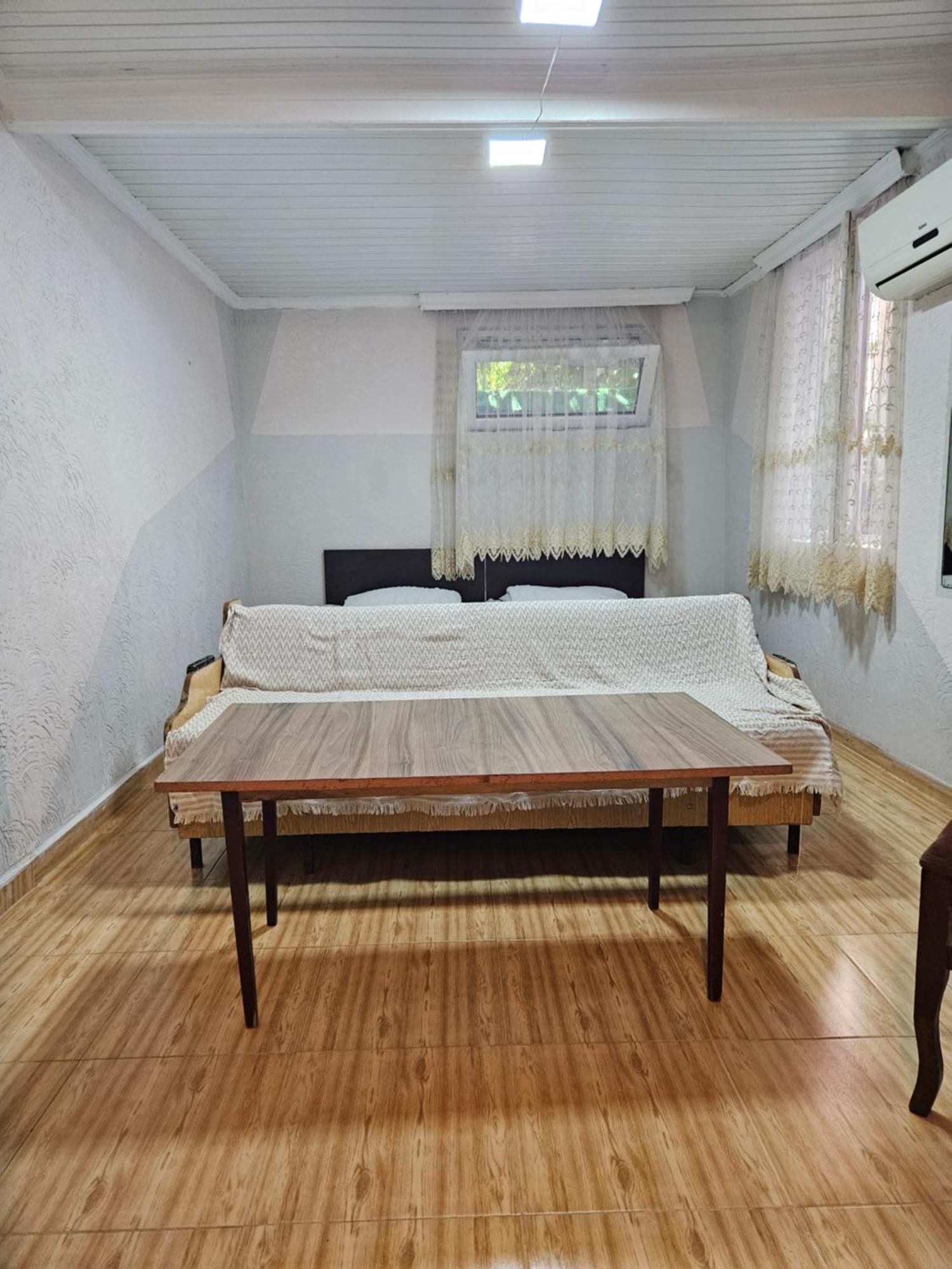 Guest House 2 Floor Batumi Ngoại thất bức ảnh
