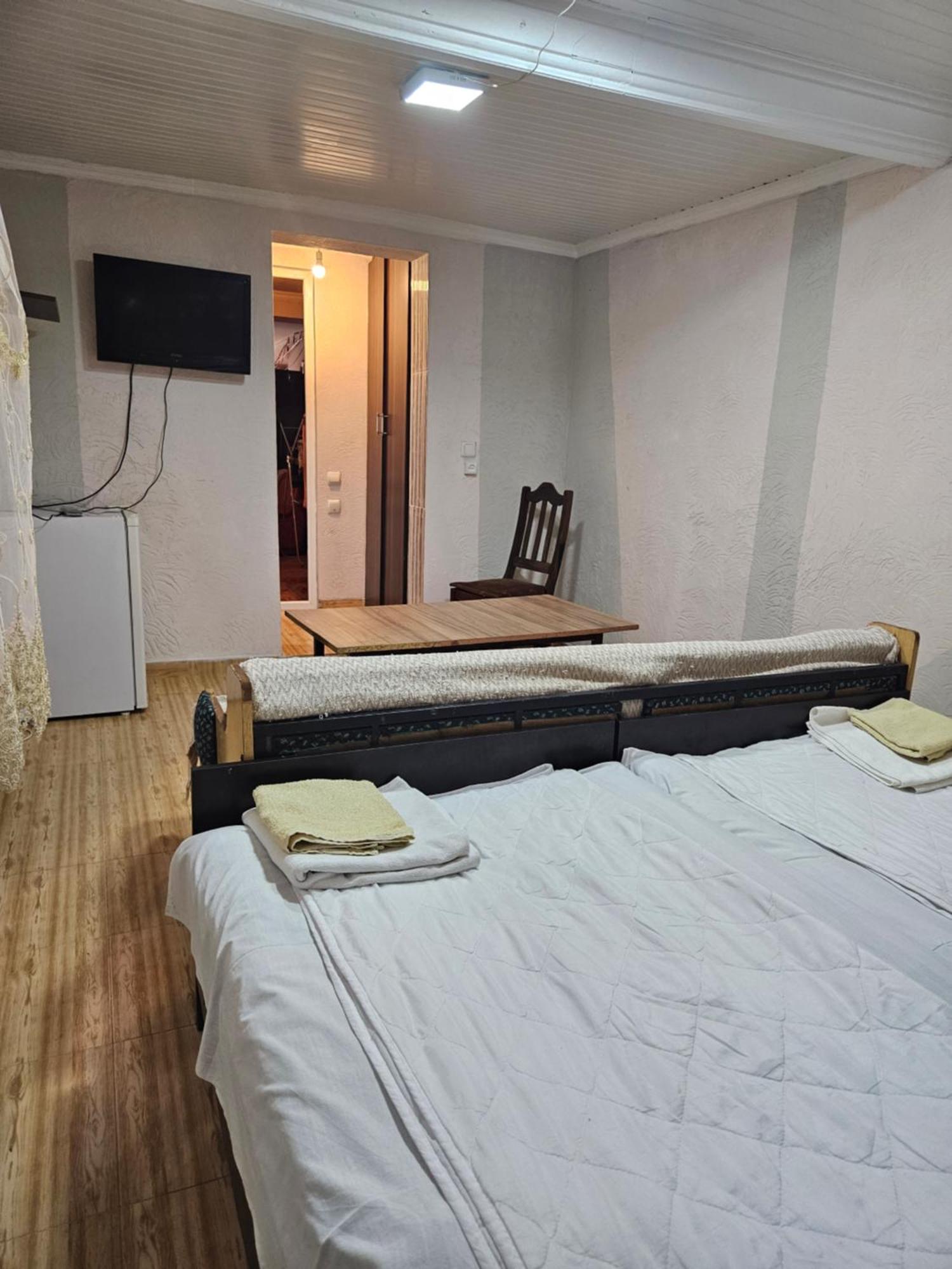 Guest House 2 Floor Batumi Ngoại thất bức ảnh