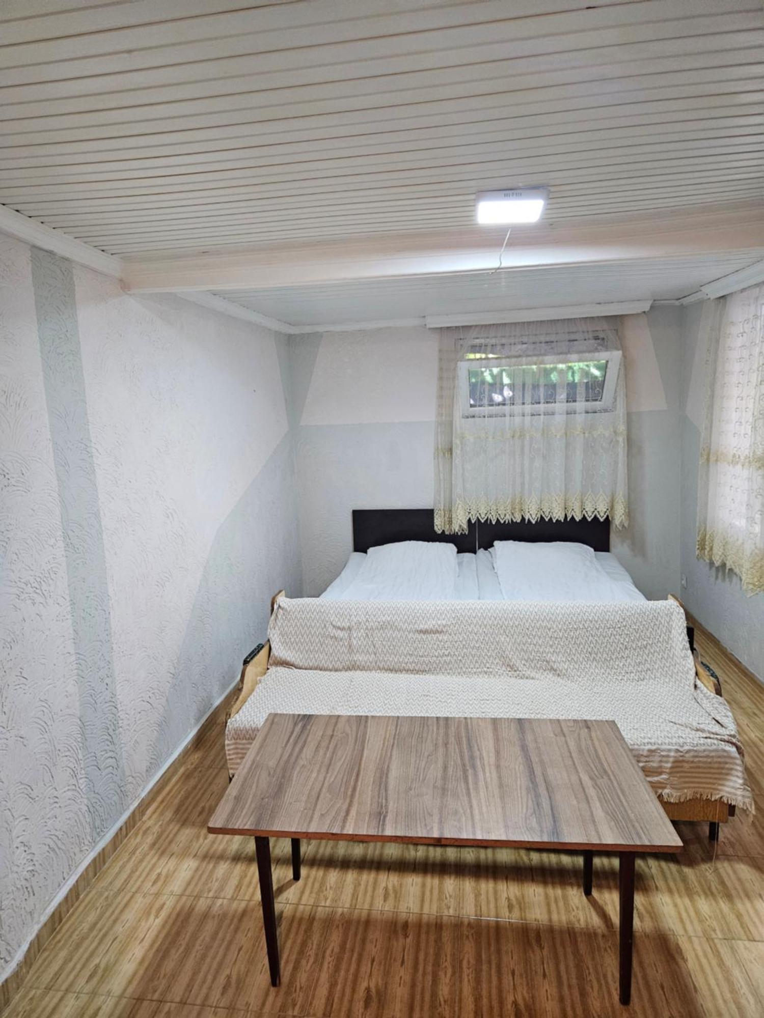 Guest House 2 Floor Batumi Ngoại thất bức ảnh